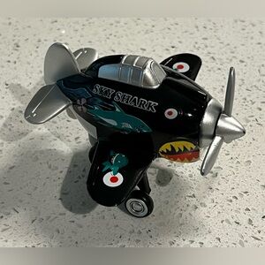 Toysmith Pull Back Sky Shark Propeller Plane Diecast Toy